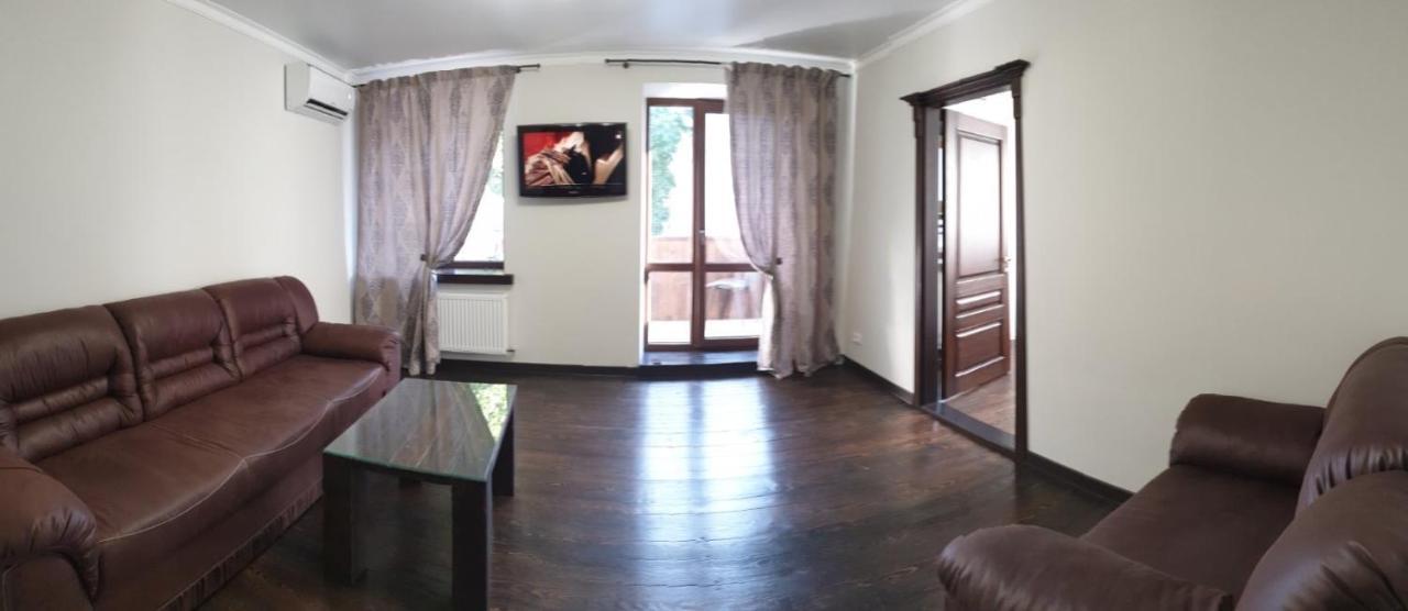 Бажане Місце Apartment Камианец-Подилский Екстериор снимка